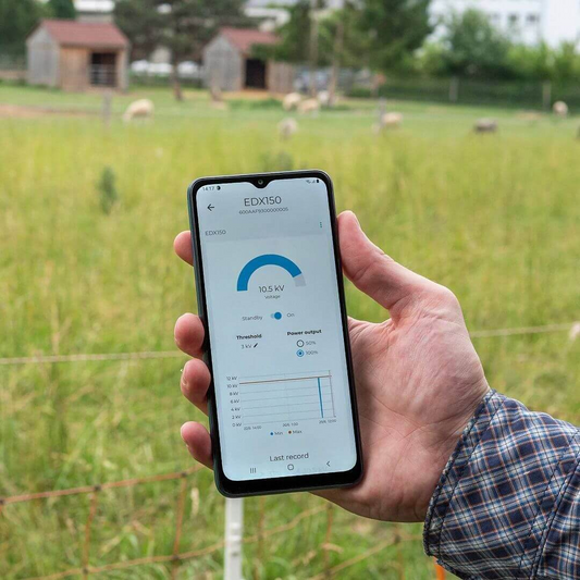 Elektriskais gans ar saules bateriju un tālvadības pulti Smart Fencee DUO RF SDX08, 0.8 J