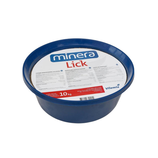 Mineral lickable food in a bowl Minera Lick 10 kg